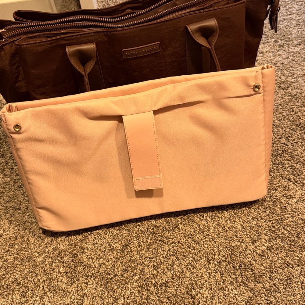 Poppy & Peonies Daily Tote - Picture 6 of 6